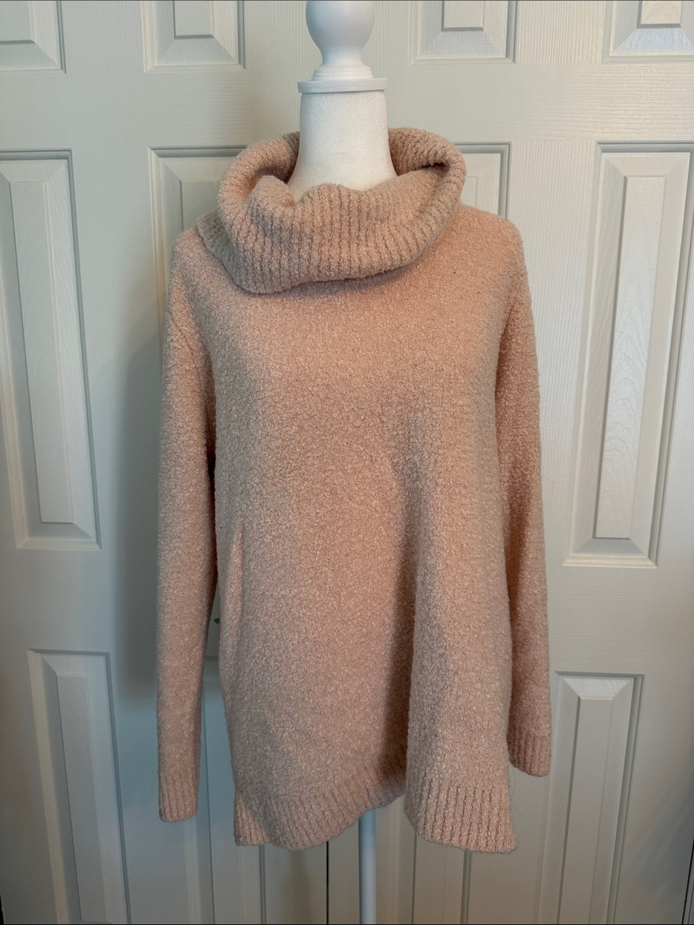Calvin Klein Women’s Light Pink Bouclé sweater